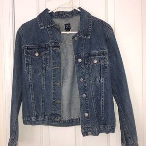 GAP jean jacket for women/teen